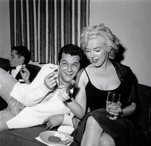 Marilyn Monroe e Tony Curtis - 1959
